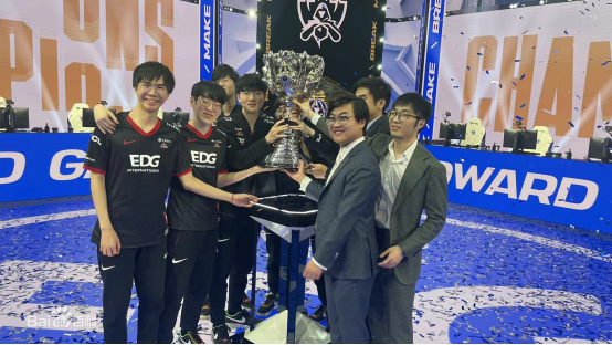 如何評價EDG、RNG、IG、FPX四支LPL戰隊迄今為止的歷史地位？