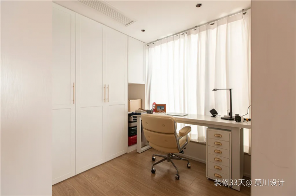 107㎡三室兩廳，一股復古度假的優雅與慵懶