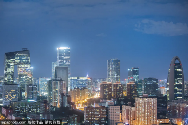 絕美！賞京城冬日璀璨星河，讓皎潔的月光伴你酣然入夢~