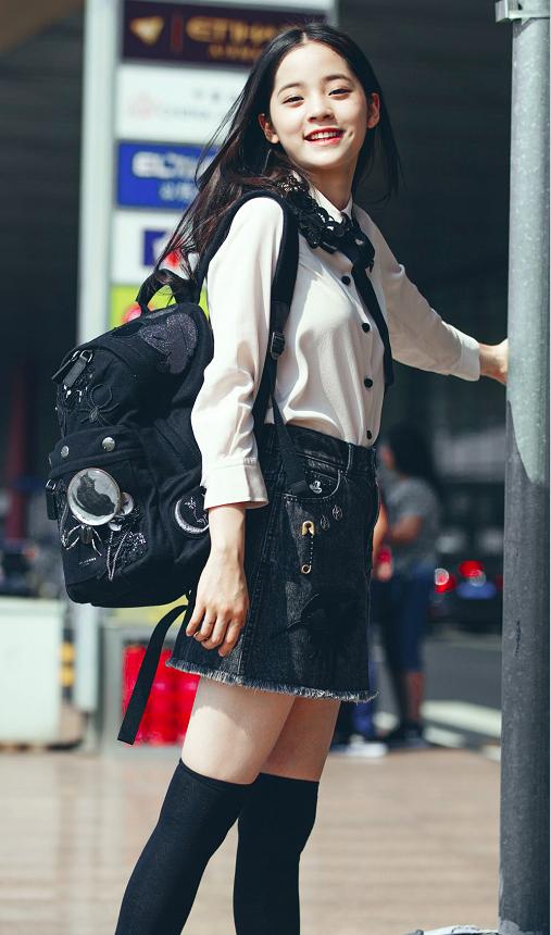 明星穿什麼——冬日必備單品小腿襪 明星穿什麼——冬日必備單品小腿襪