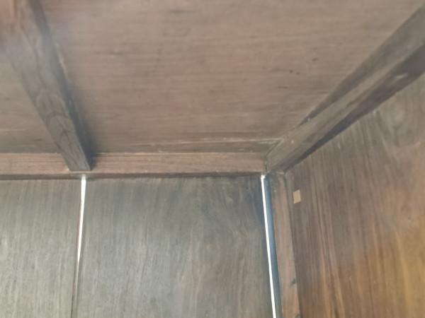 壼門舒展、卷草飄逸,黃花梨方角櫃工手不凡 壼門舒展、卷草飄逸,黃花梨方角櫃工手不凡