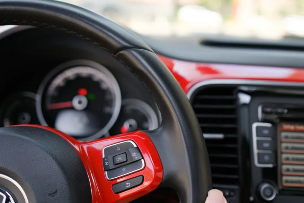 大眾 甲殼蟲:動力入門配置到頂,實惠又有品 大眾 甲殼蟲:動力入門配置到頂,實惠又有品