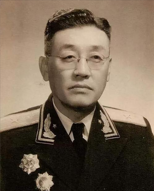 東北老人感嘆:鬼子都沒轍的“鬍子”,解放軍三兩下就給劃拉光了 東北老人感嘆:鬼子都沒轍的“鬍子”,解放軍三兩下就給劃拉光了