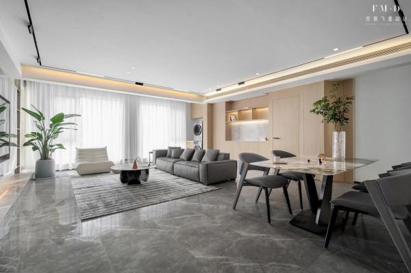 若是客廳陽臺打通了，洗衣機我一定要藏起來，這3個方案不會出錯