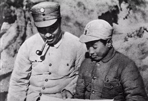 司令員賀龍出外視察,遭遇土匪襲擊,賀炳炎派騎兵緊急馳援 司令員賀龍出外視察,遭遇土匪襲擊,賀炳炎派騎兵緊急馳援