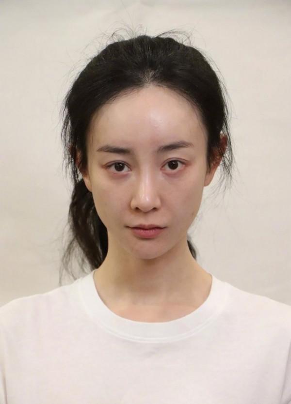 張檬金恩聖公開後人氣下降，拍非主流土味影片，直播帶貨一言難盡