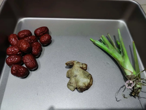 感冒流鼻涕就怕這湯，驅寒祛溼還暖身！家裡有紅棗就可以做