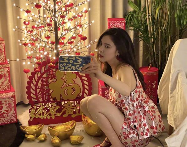 沒有張雨綺不買碎鑽的霸氣，普通人便宜配飾怎麼戴，才能脫離俗氣