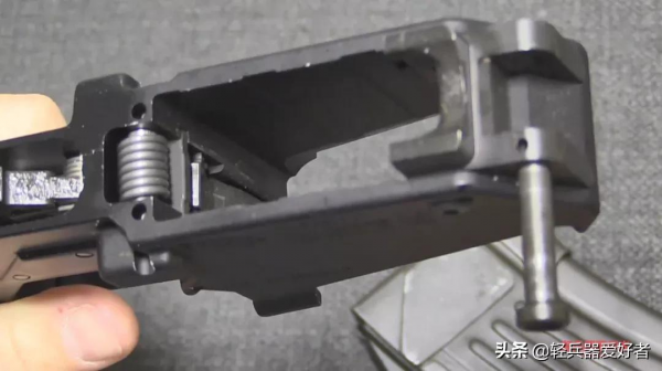 你知道嗎?這支神奇步槍僅服役24小時,就殲滅200多名叛亂分子 你知道嗎?這支神奇步槍僅服役24小時,就殲滅200多名叛亂分子