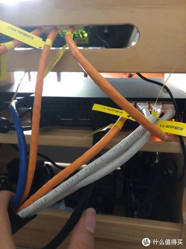 砸牆挖洞!搞裝修!喪心病狂的家庭網路升級:突破千兆,顏值飆升 砸牆挖洞!搞裝修!喪心病狂的家庭網路升級:突破千兆,顏值飆升