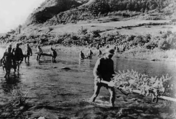 王學風：雙腿盡斷死守殲敵，犧牲68年籍貫成迷，兩省農民搶著認親