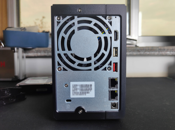 次時代NAS來了！威聯通TS-264C值不值？資料對比+拆解告訴你