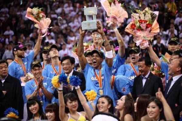 風雨26載,CBA歷史上,哪一年的總冠軍含金量最高? 風雨26載,CBA歷史上,哪一年的總冠軍含金量最高?