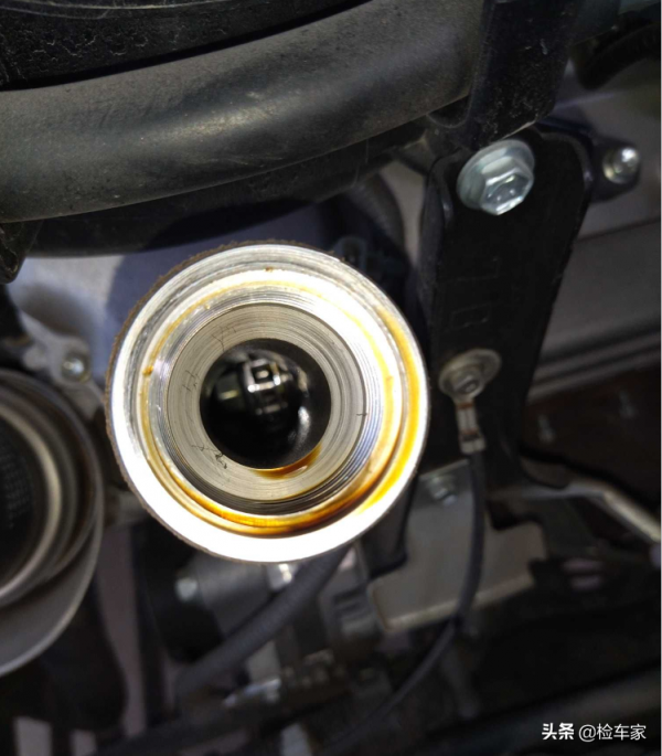 沒速度沒顏值,80萬買臺手動擋無怨無悔!網友:最寒酸的神級豪車 沒速度沒顏值,80萬買臺手動擋無怨無悔!網友:最寒酸的神級豪車