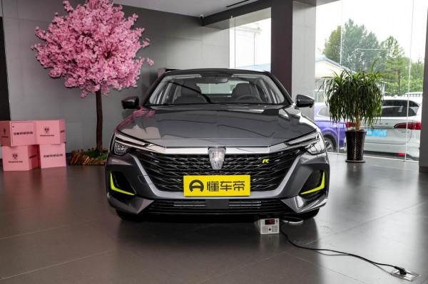 榮威i6 MAX EV飄了？售價17.98萬元，榮威i6 MAX EV 500天幕特別版上市