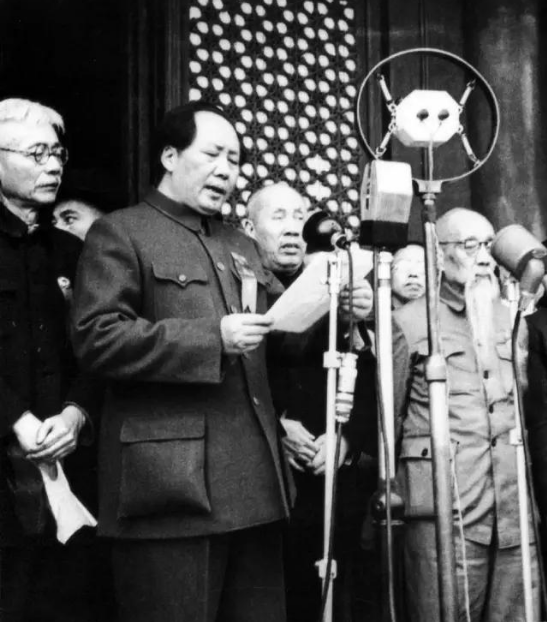 1951年彭友勝寄去一封求助信，老伴見狀數落：這不是為難毛主席嗎