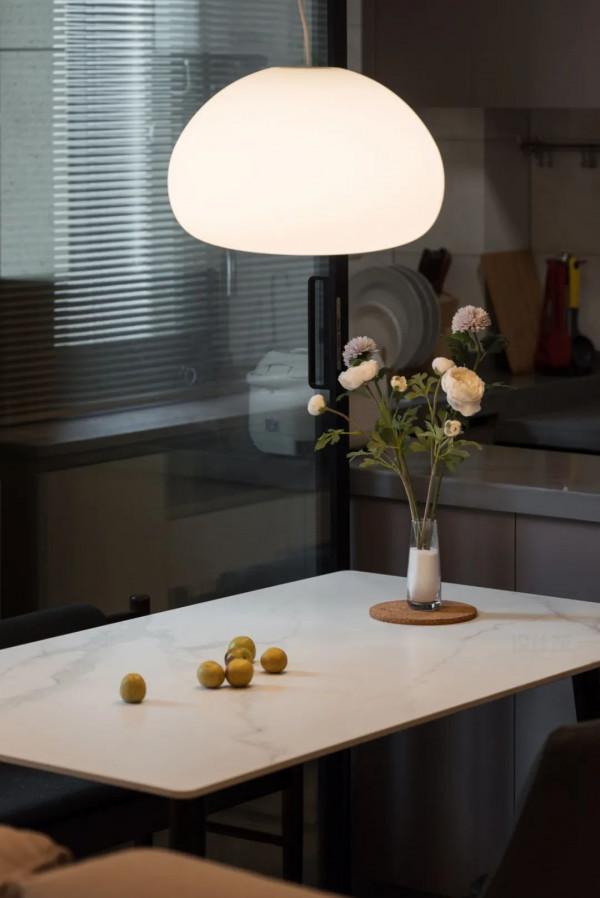 109㎡現代簡約,淡雅恬靜,90後的婚房,甜得令人羨慕 109㎡現代簡約,淡雅恬靜,90後的婚房,甜得令人羨慕