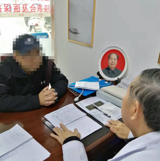 張某,男,50歲,慢性腎衰竭CKD5期(尿毒症期) 張某,男,50歲,慢性腎衰竭CKD5期(尿毒症期)