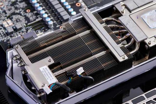 效能直指Ti世代，NVIDIA RTX 3080 12GB顯示卡評測