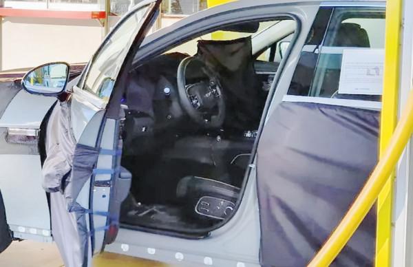 搭載鐳射雷達？全新捷尼賽思G90最新諜照曝光