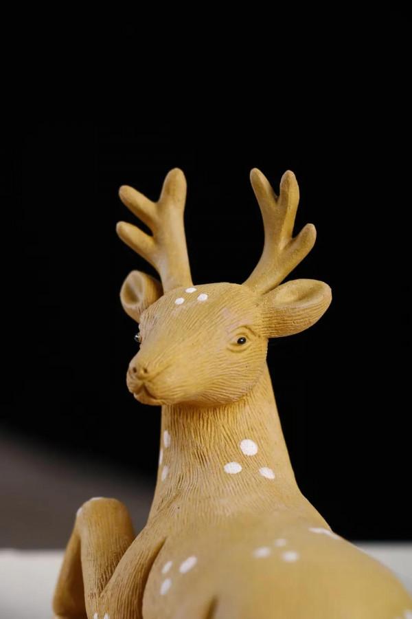 梅花鹿，逼真嗎？