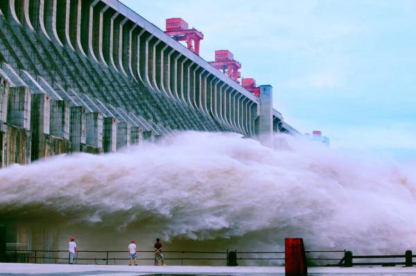 這種石頭厲害了！能堵住長江急流，是修建三峽大壩的&OpenCurlyDoubleQuote;功臣&rdquo;