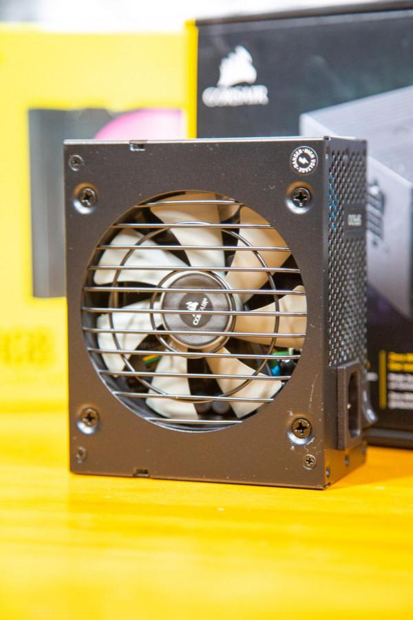 11代最後的倔強：七彩虹B560I+XFX RX 6600XT 裝機分享