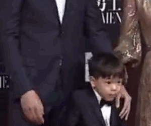 汪峰被凍到嘴裡冒白氣，竇靖童冷到咬緊牙關，吳京五官扭曲直髮抖