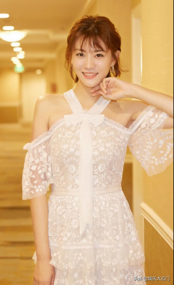 告別忸怩作態小女人，有軍人氣質的5位明星，演出女兵的英姿颯爽