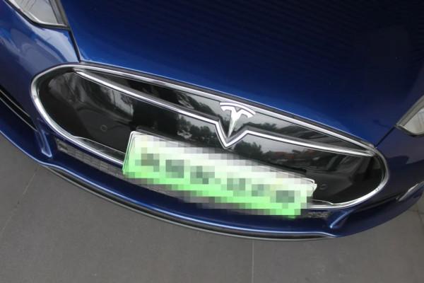 車主說車：女車主為何花70萬買一臺續航400公里的進口電動車？