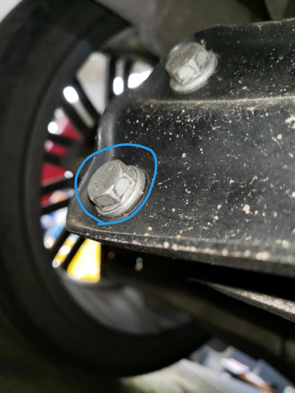 這臺車16年12月出廠，咋電腦檢測為17年呢？【二手車檢測案例】