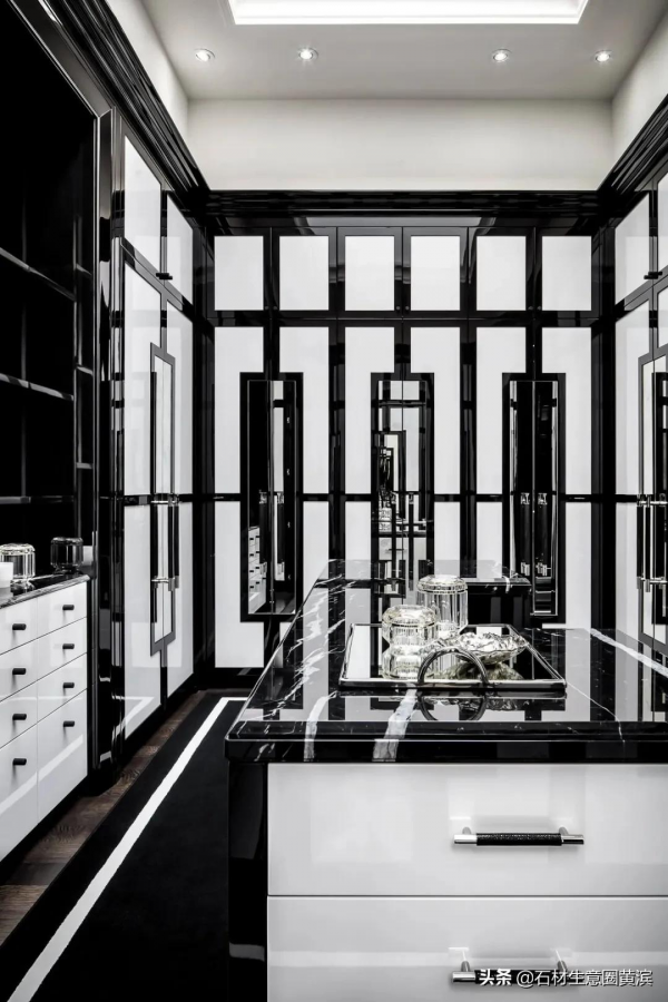 來看看明星住什麼樣的豪宅！是如何運用石材的