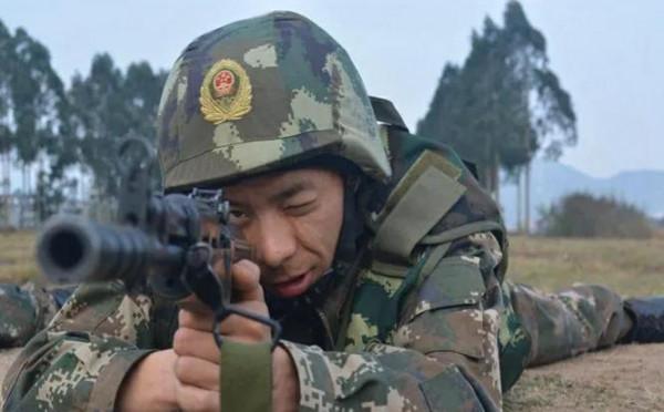 我，“81槓”不是AK47!(81式自動步槍的自白)