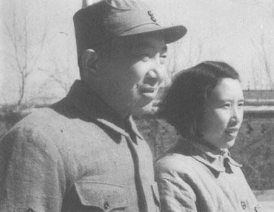 這位女上校至今99歲,丈夫是開國大將,卻不喜歡被稱為夫人 這位女上校至今99歲,丈夫是開國大將,卻不喜歡被稱為夫人