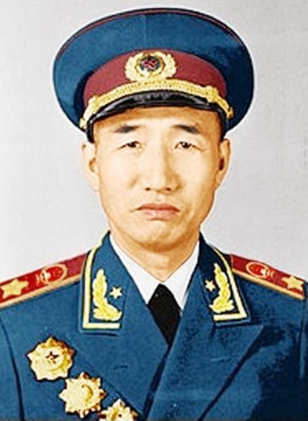 鐵道兵的歷任司令員都是誰，他們的任期各是多少，誰的任期最長？