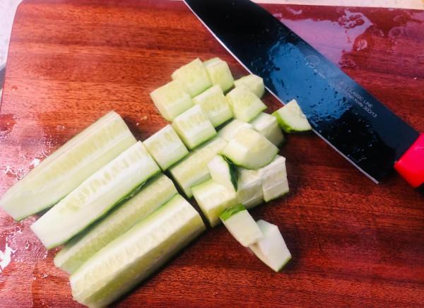 上班族對抗肥胖飲食指南 -“低卡刮油抗餓沙拉” 上班族對抗肥胖飲食指南 -“低卡刮油抗餓沙拉”