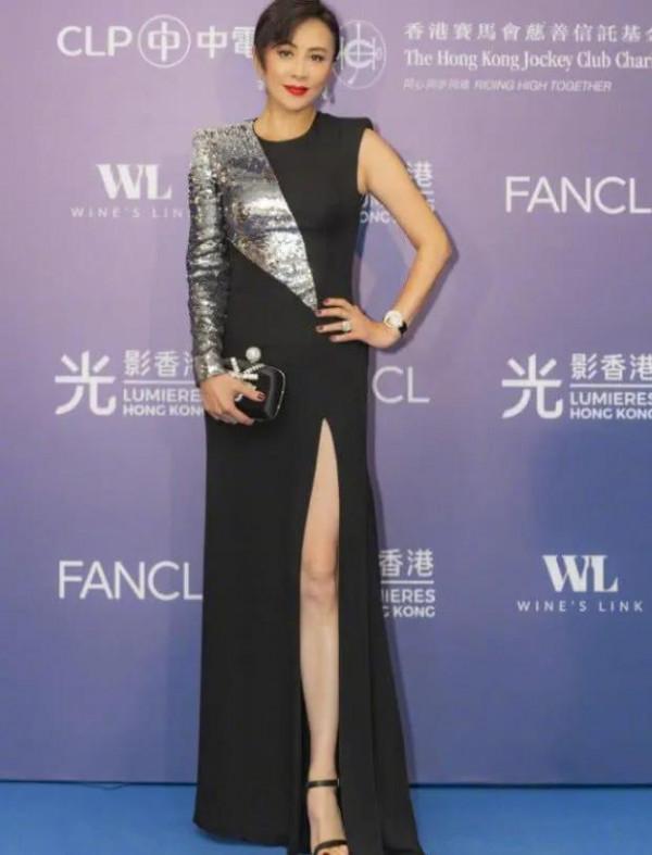 劉嘉玲，側漏的霸氣