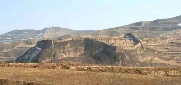 探秘甘肅通渭戰國秦長城遺址和古城堡 探秘甘肅通渭戰國秦長城遺址和古城堡