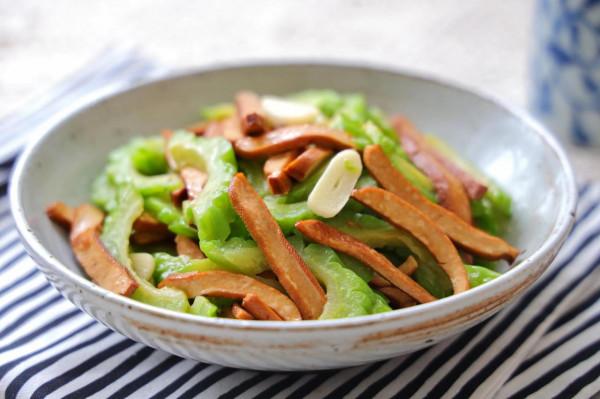 秋天，晚餐要多吃這道素菜，清淡爽口低油低脂，常吃身體更健康