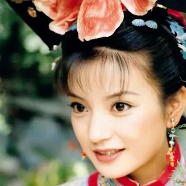 二十年前家喻戶曉的還株格格來了,紅遍了大北江南,喜歡看嗎? 二十年前家喻戶曉的還株格格來了,紅遍了大北江南,喜歡看嗎?