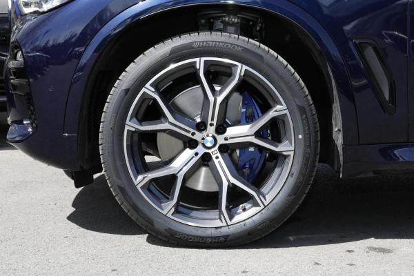 與賓士GLE同級,光車寬就達2004mm,最快5.5秒破百,實拍寶馬X5 與賓士GLE同級,光車寬就達2004mm,最快5.5秒破百,實拍寶馬X5