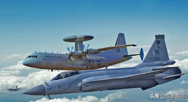 雙龍相會!巴基斯坦或迎25架殲-10、8架梟龍,三代半戰機超過印度 雙龍相會!巴基斯坦或迎25架殲-10、8架梟龍,三代半戰機超過印度