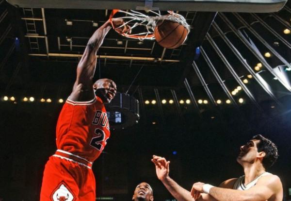 美媒評NBA歷史75大巨星！喬丹居首詹姆斯第二，現役12人上榜