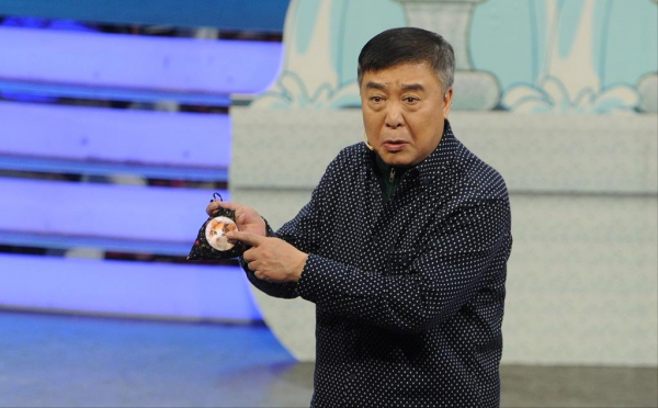 師勝傑逝世三年，妻子宋豔為他留在故居，身在國外的女兒怎樣了