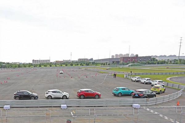 雙旦出遊好去處，盤點一些家門口的賽車場