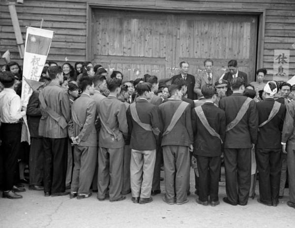 川軍羅見淵：13歲從軍，中彈22處僥倖存活，如今97歲身體仍然硬朗