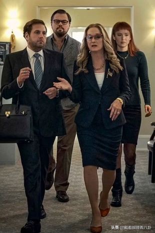 小李子新片熱播心情好，乘超豪華遊艇度假，卻遭詬病：偽環保大使