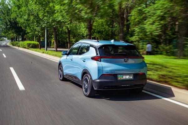 沉穩的“小快靈” 試駕體驗別克微藍7