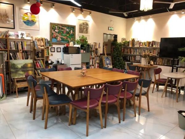 石景山“不得不”訪的特色書店 石景山“不得不”訪的特色書店