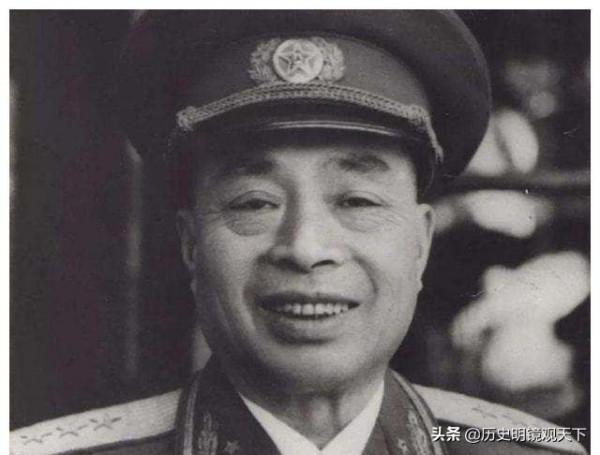 女紅軍與丈夫分別，被地主霸佔受屈辱，20年後得知前夫成開國上將